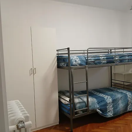 Carmela's Sweet Apartment *